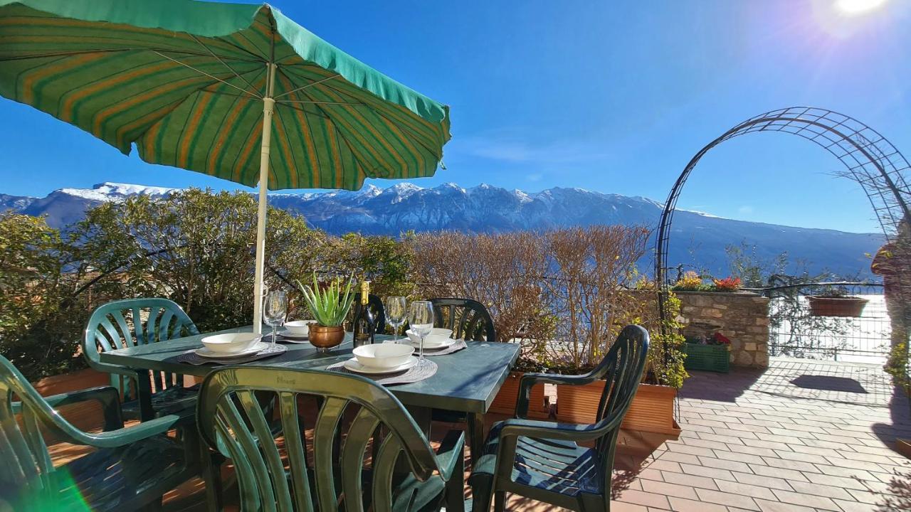 Casa Elka Residence Lake View And Pool By Garda Domus Mea Pieve  ภายนอก รูปภาพ