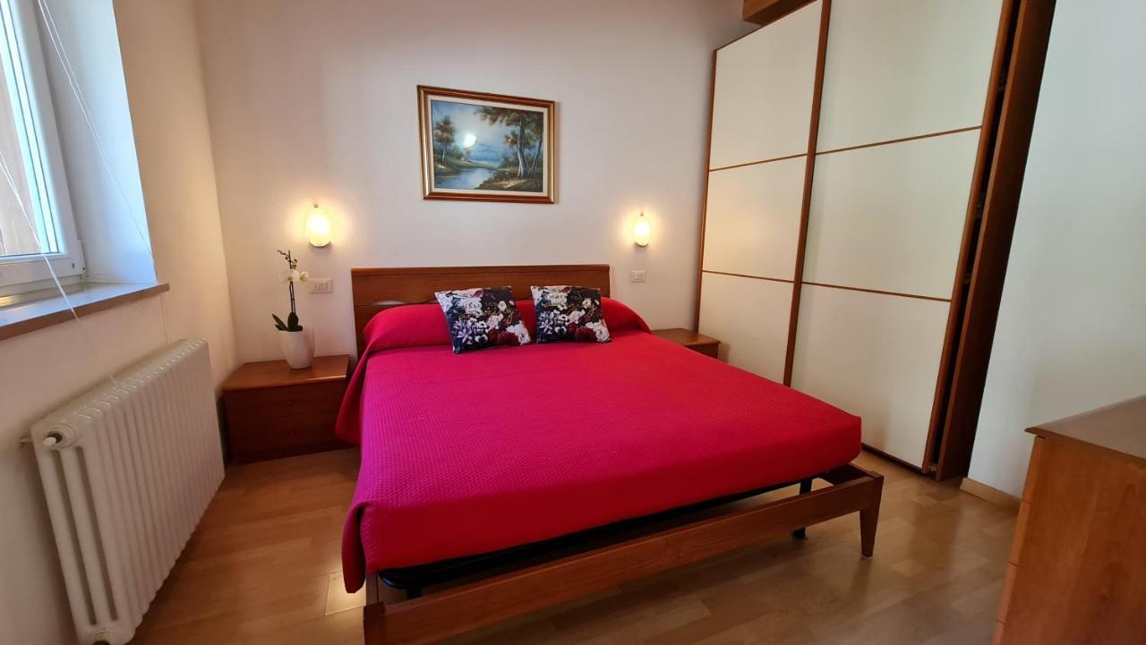 Casa Elka Residence Lake View And Pool By Garda Domus Mea Pieve  ภายนอก รูปภาพ